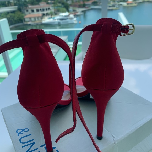 14th & Union Anika-Fab ankle strap red sandals - Picture 3 of 8